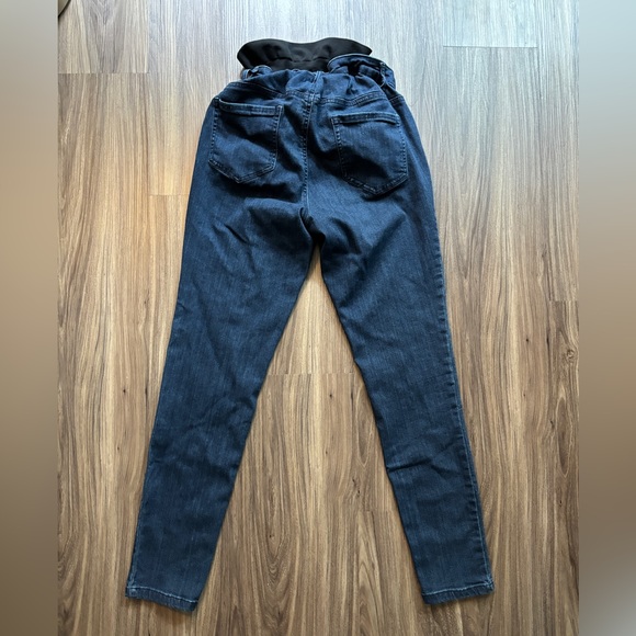 Motherhood Bounceback Postpartum Jeans - Picture 6 of 7